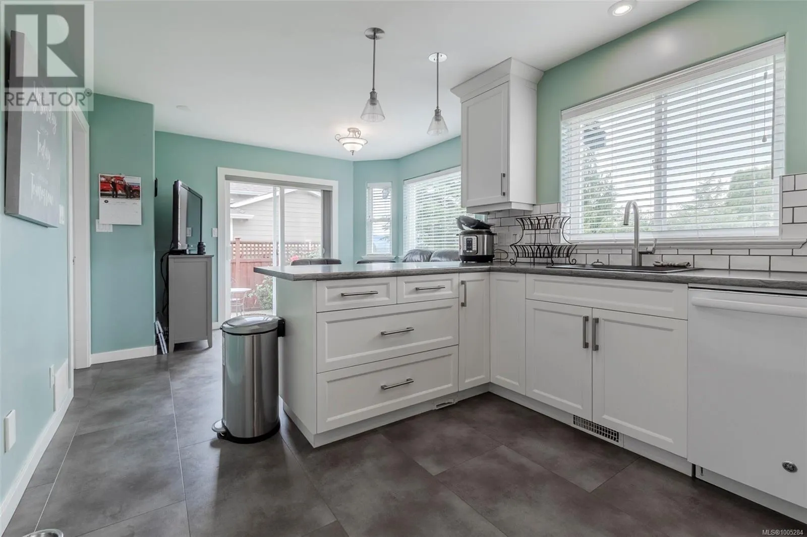 6050 Eagle Ridge Terr