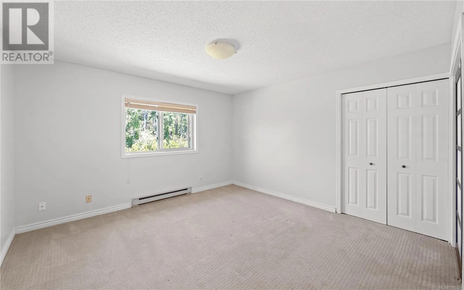 3152 Wessex Close