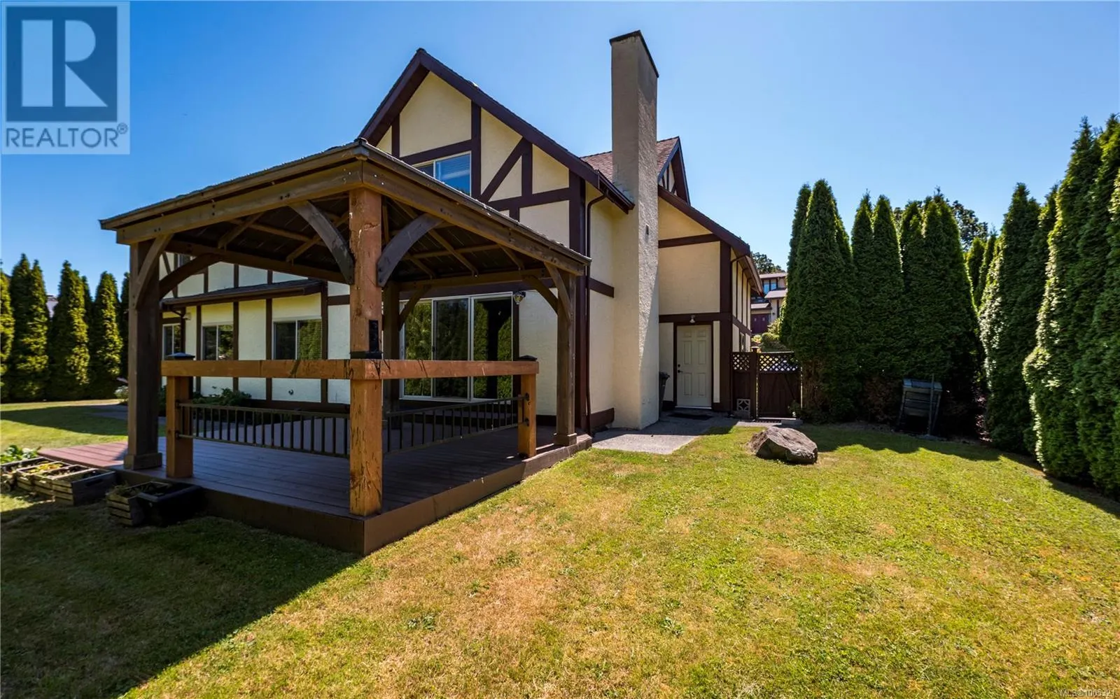 3152 Wessex Close
