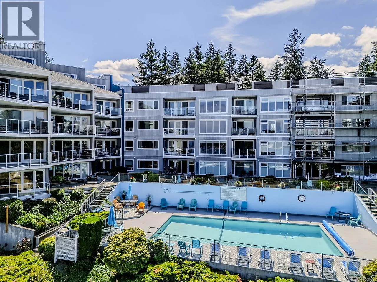 104 2560 Departure Bay Rd