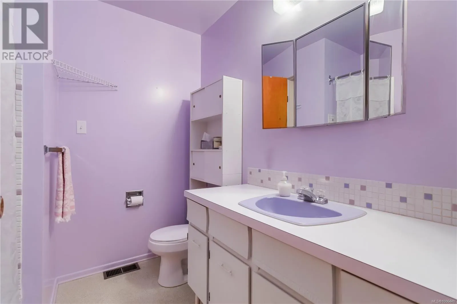 9924 Bessredge Pl