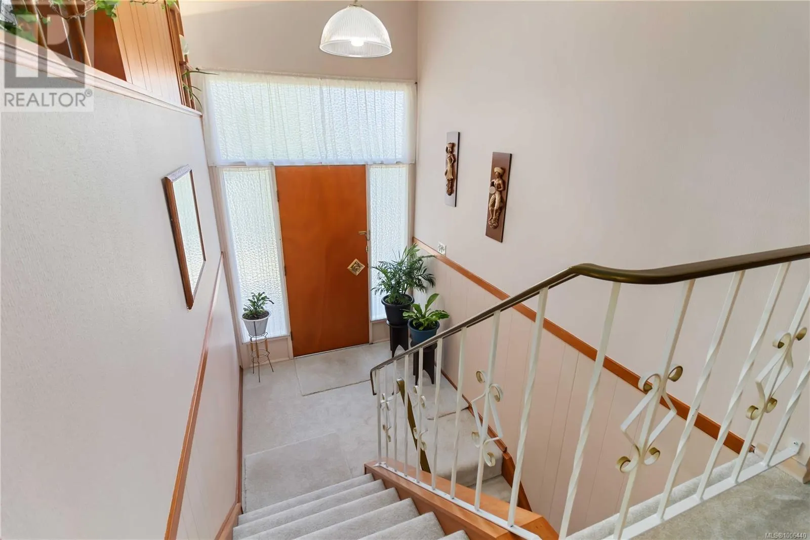 9924 Bessredge Pl