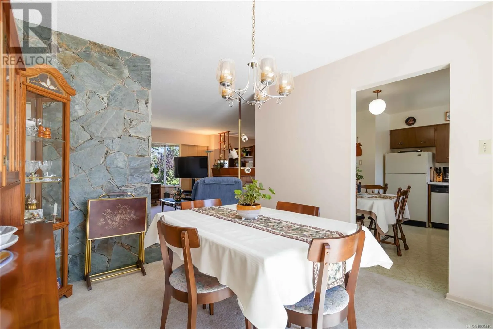 9924 Bessredge Pl