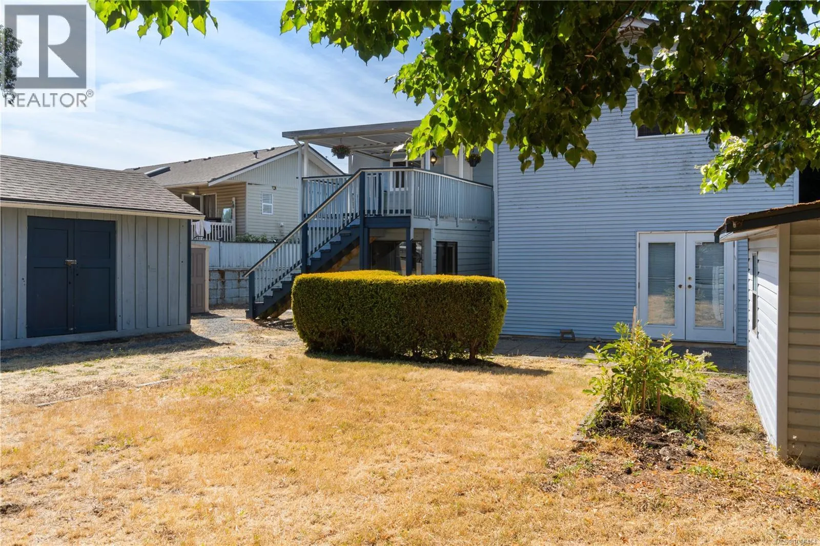 2132 Lark Cres