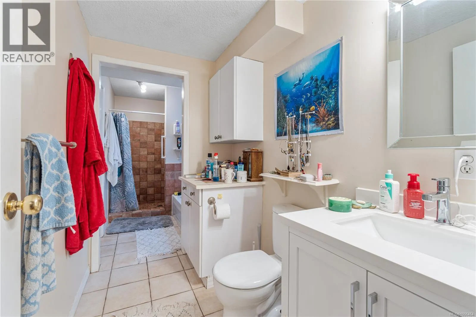 2132 Lark Cres