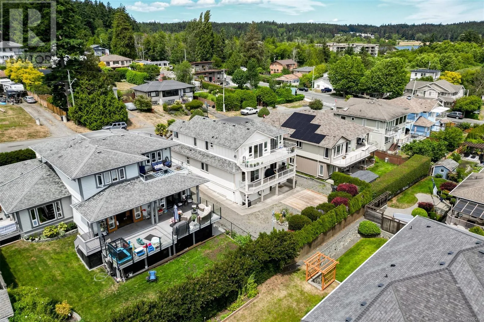 3325 Aloha Ave