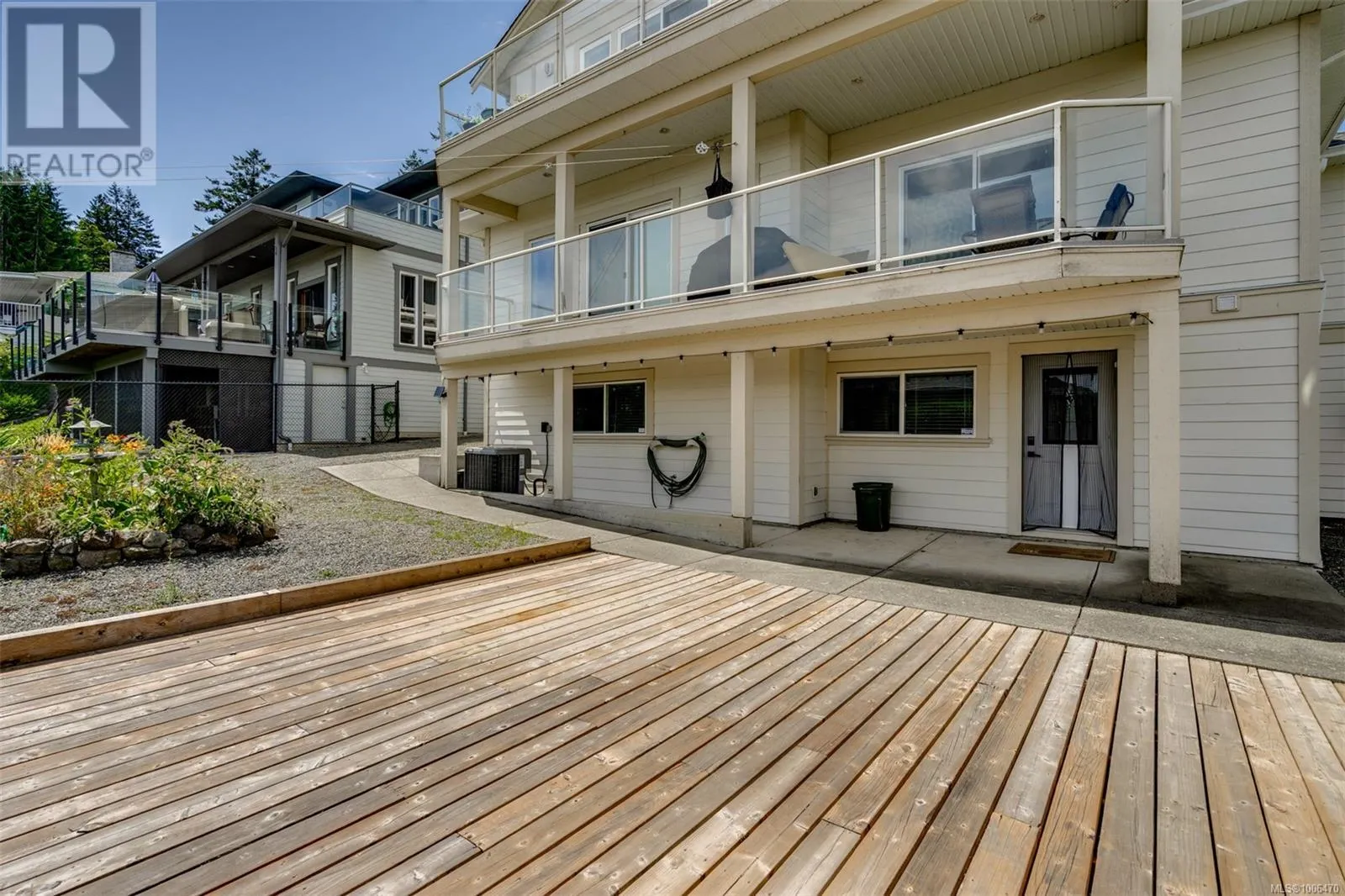 3325 Aloha Ave