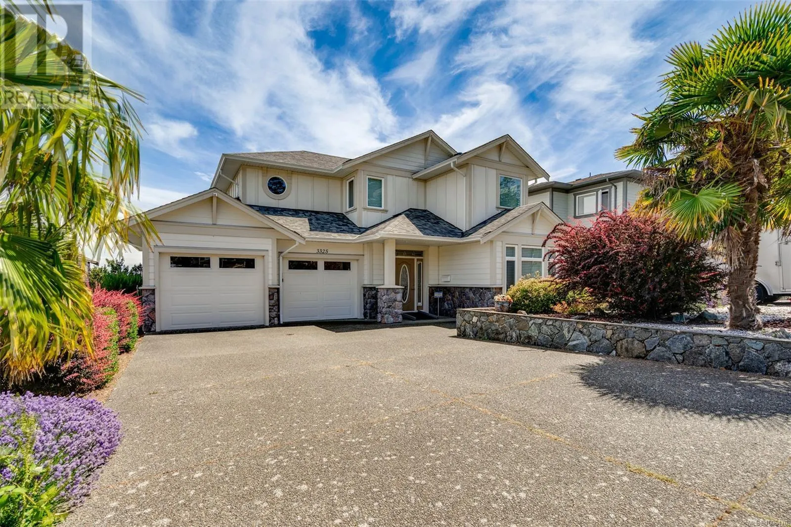 3325 Aloha Ave