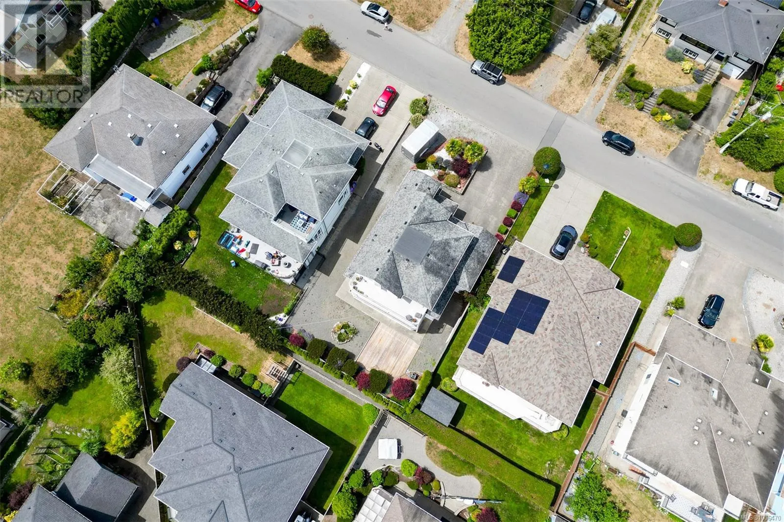3325 Aloha Ave