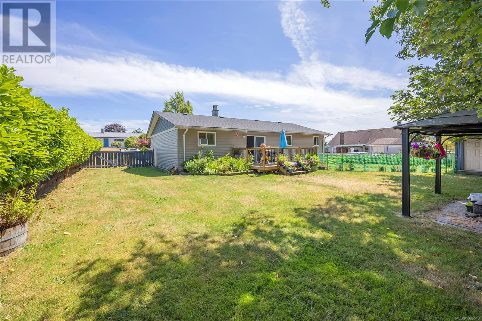 2188 Lark Cres