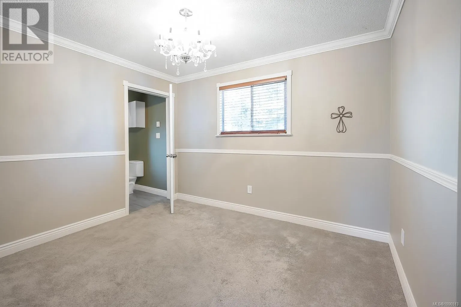 2188 Lark Cres