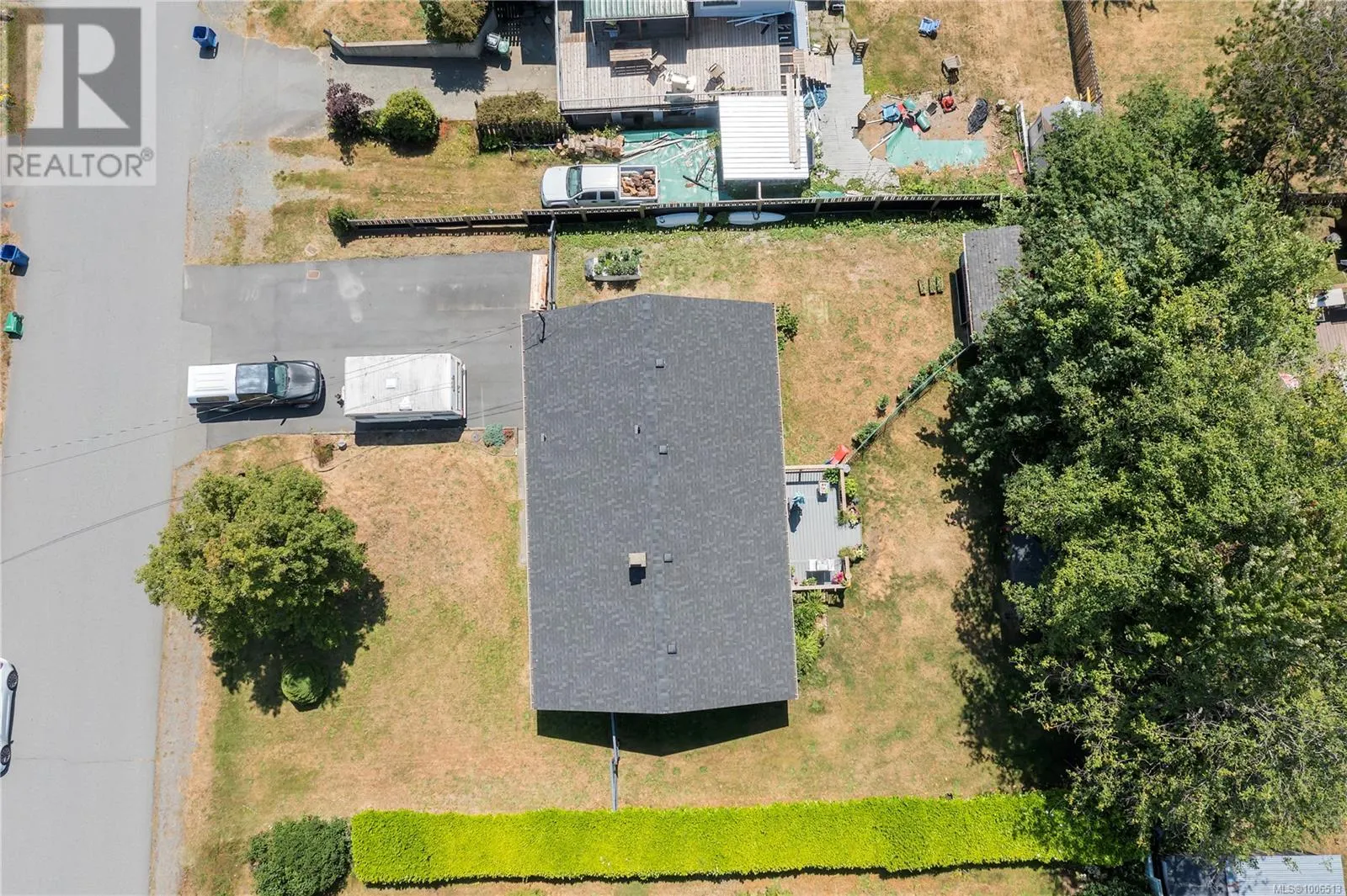 2188 Lark Cres