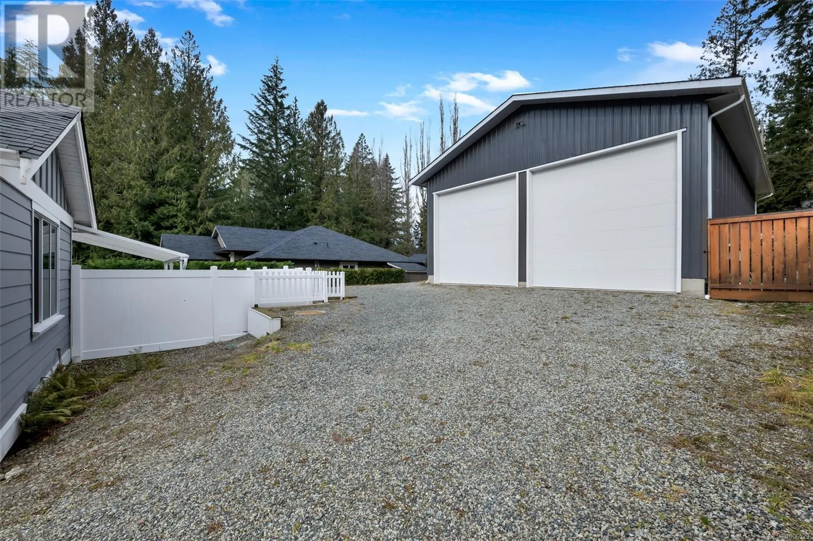 2175 Renfrew Rd