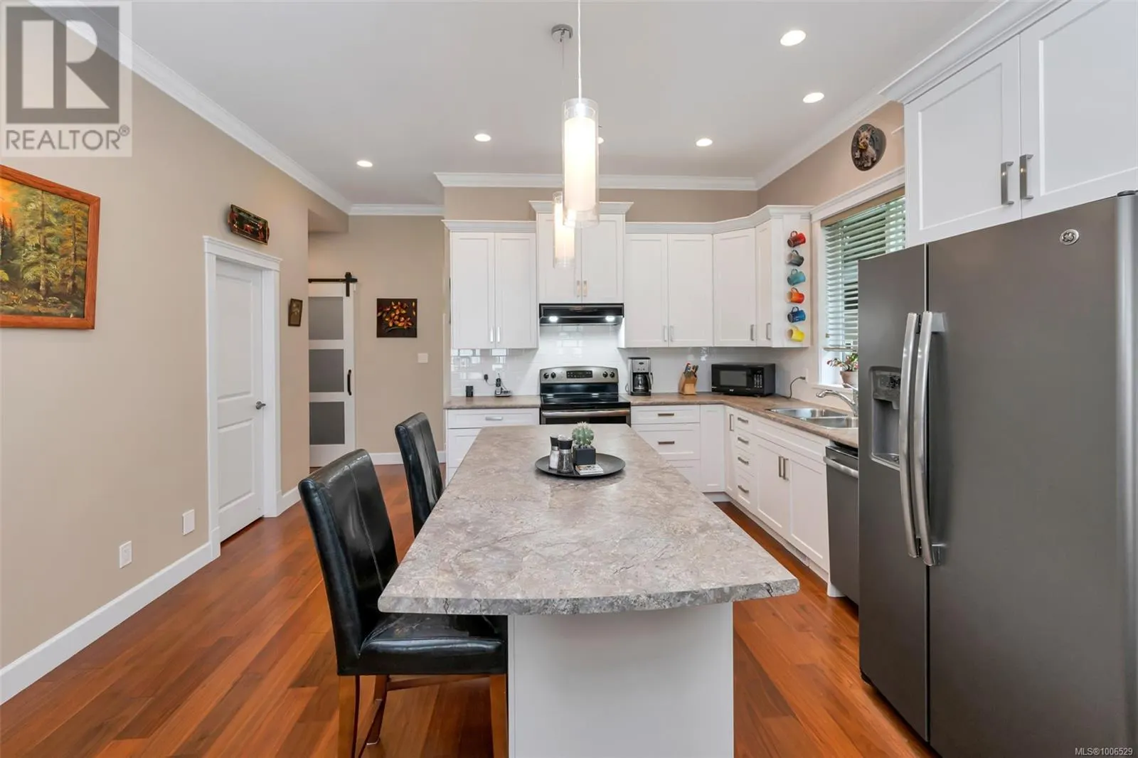2175 Renfrew Rd