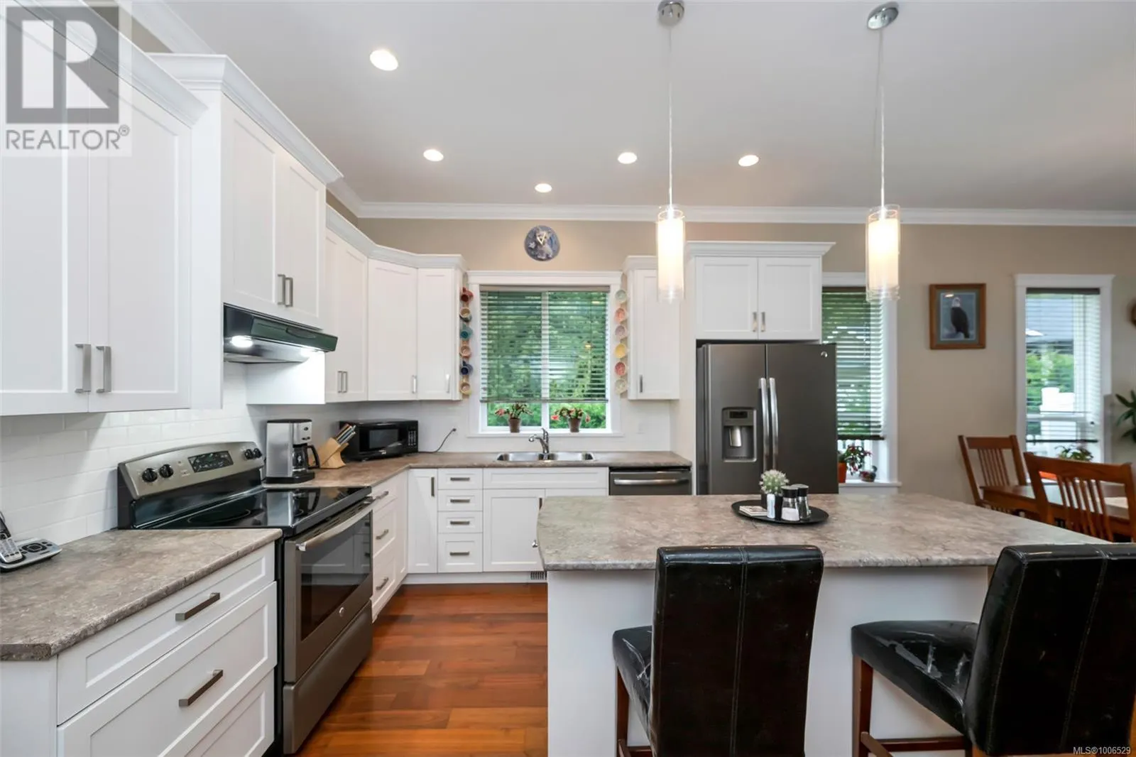 2175 Renfrew Rd