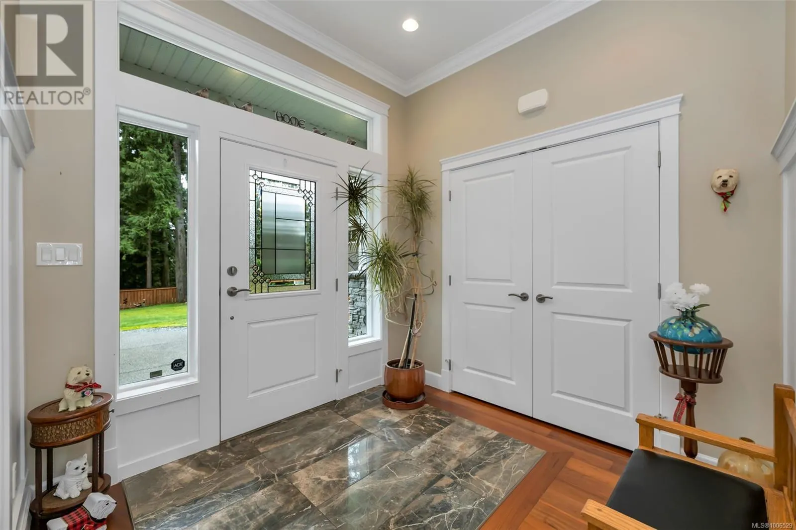 2175 Renfrew Rd