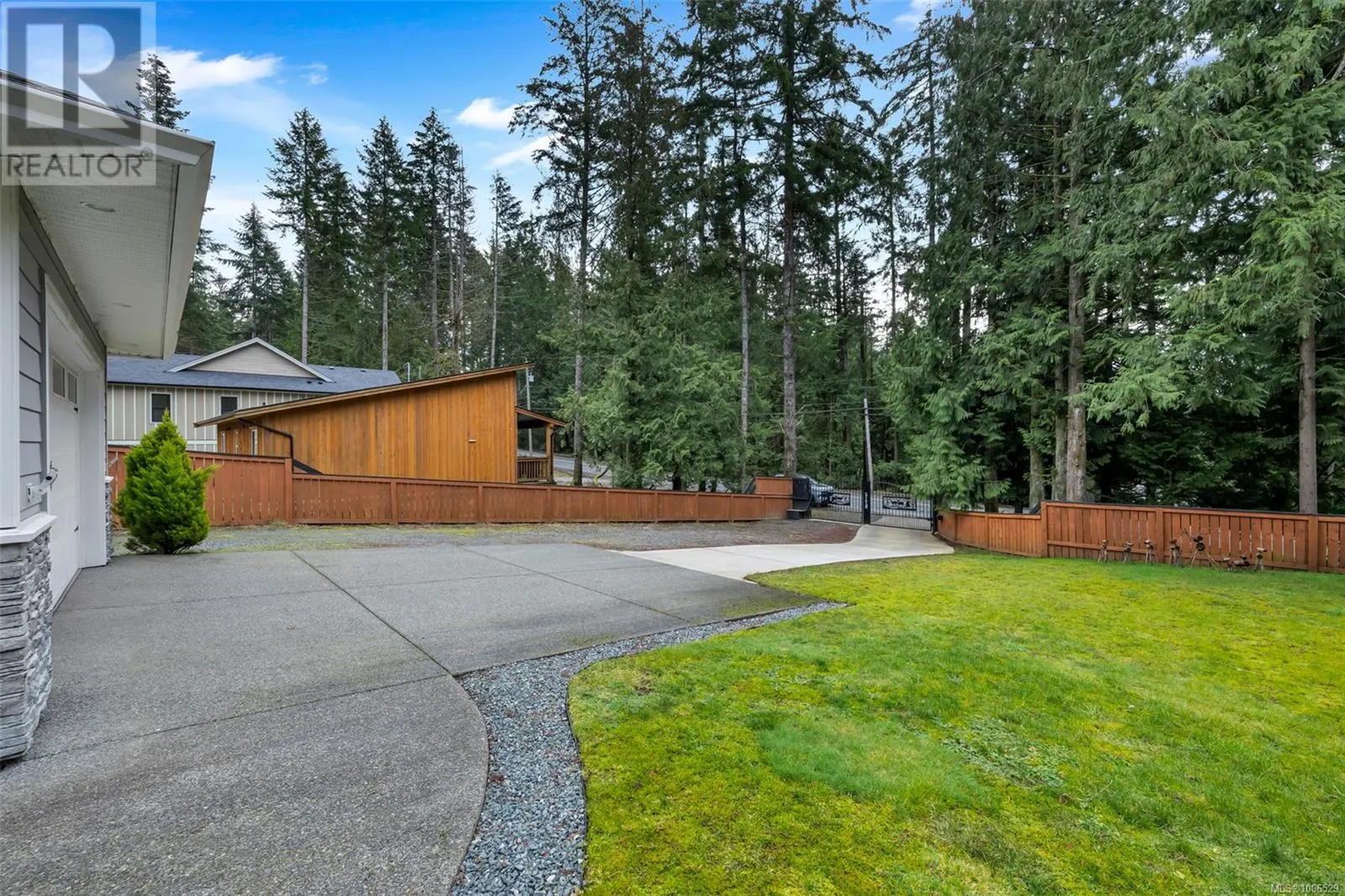 2175 Renfrew Rd