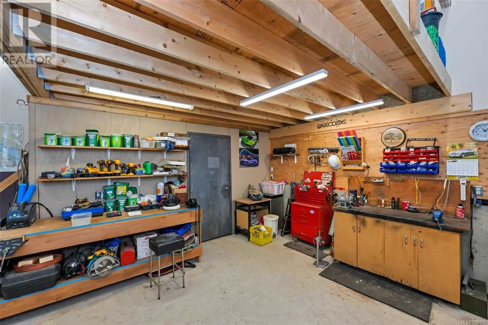2175 Renfrew Rd