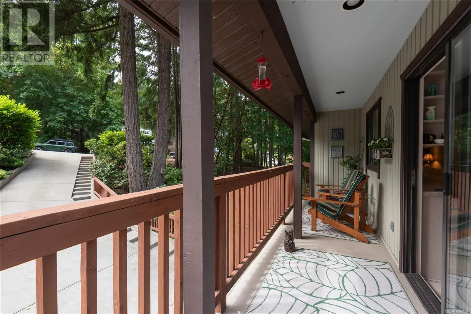 1367 Kingsview Rd