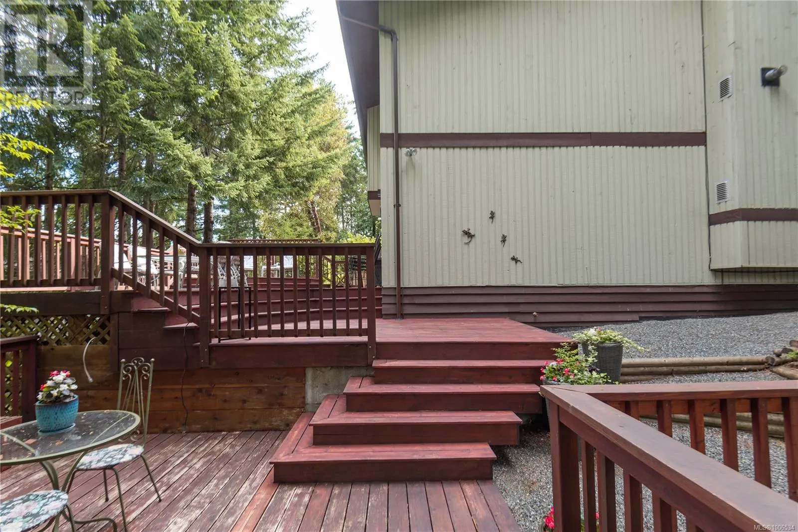 1367 Kingsview Rd