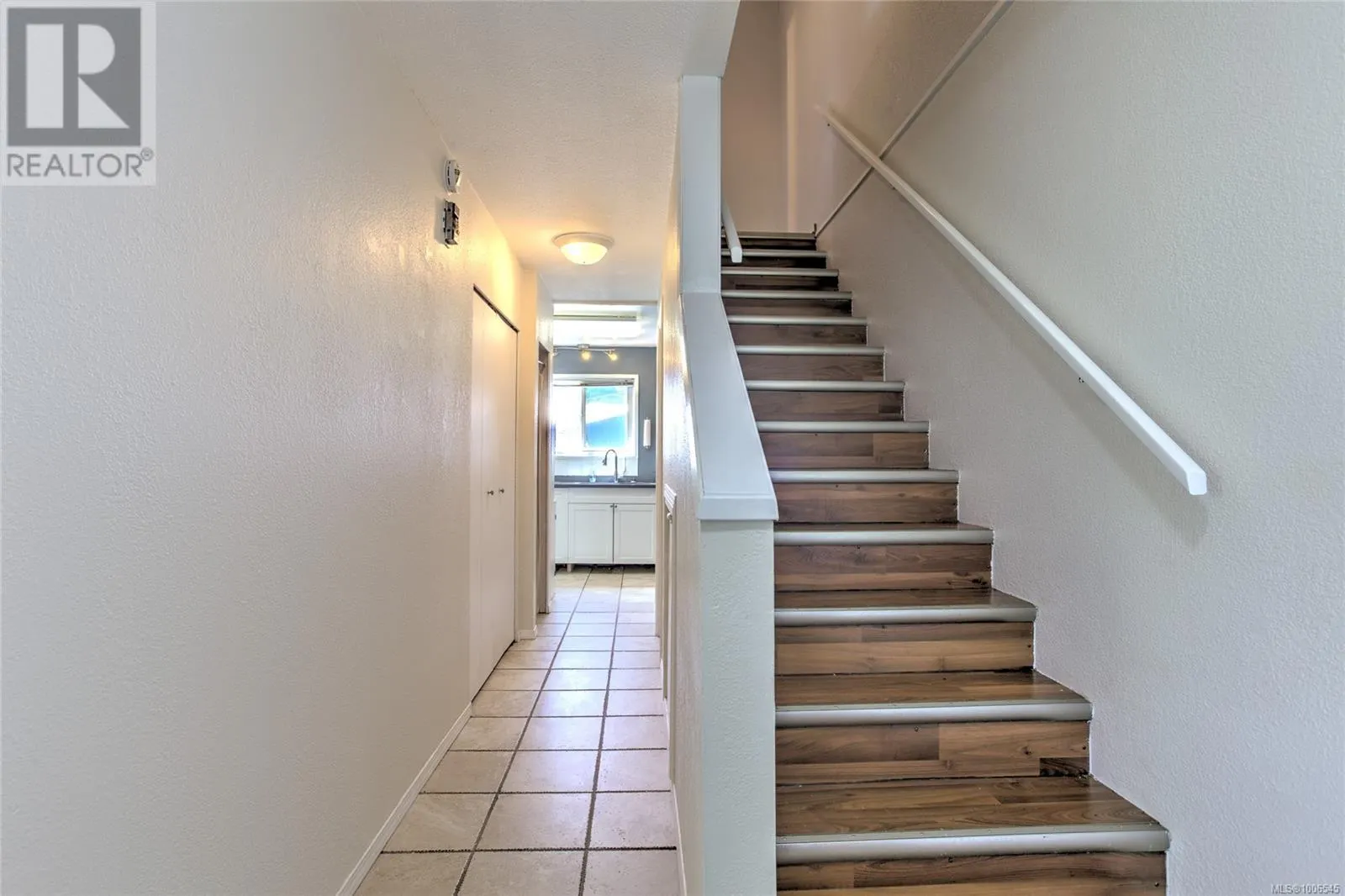 634 Dobson Rd
