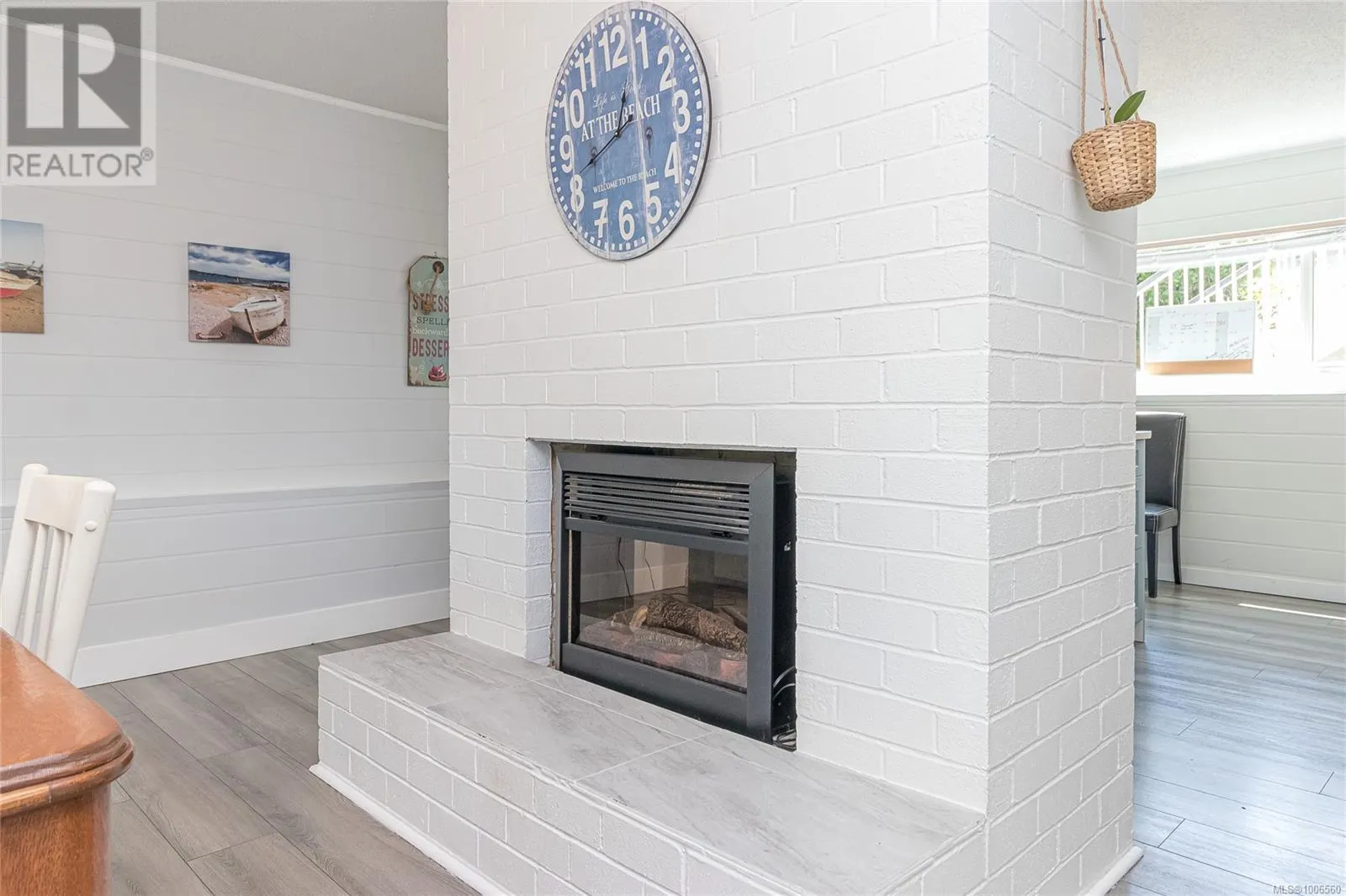 2513 Cosgrove Cres