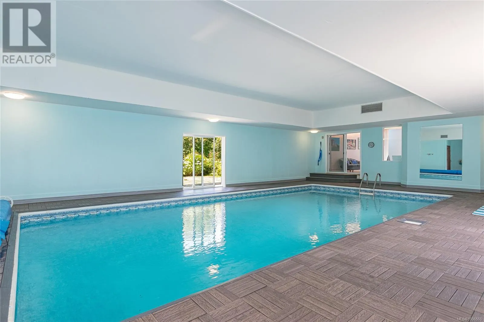 2513 Cosgrove Cres