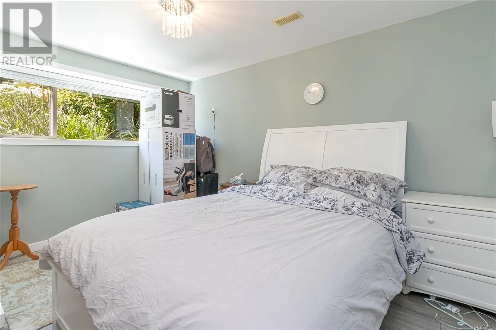 2513 Cosgrove Cres