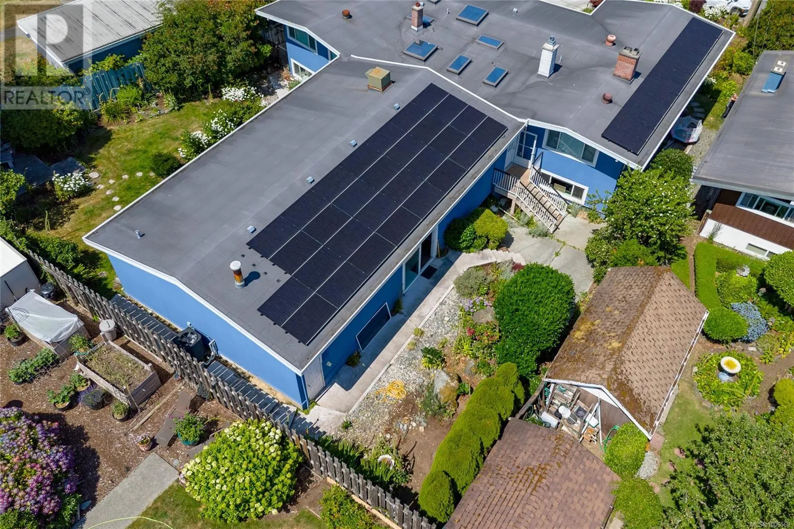 2513 Cosgrove Cres