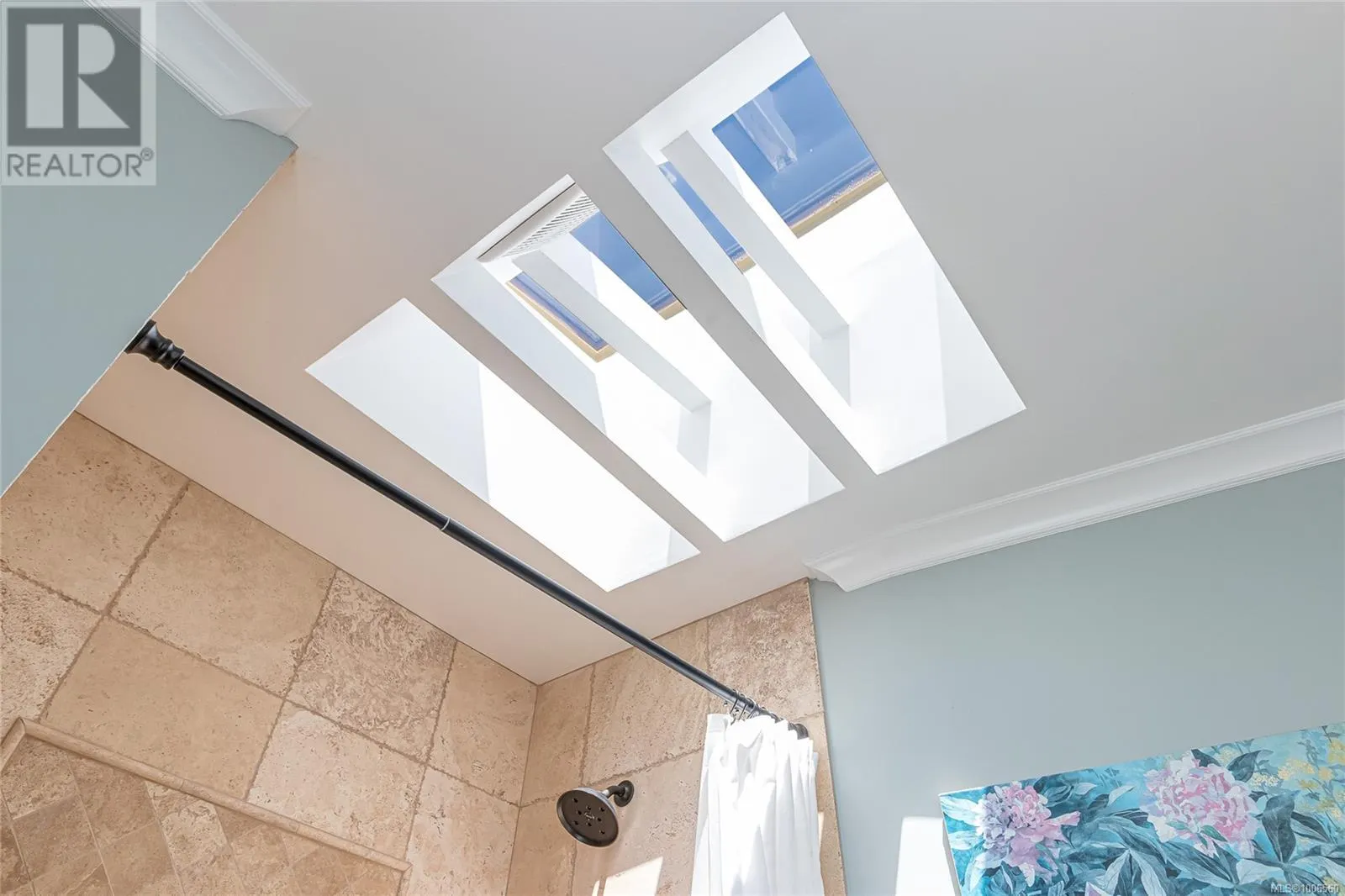 2513 Cosgrove Cres