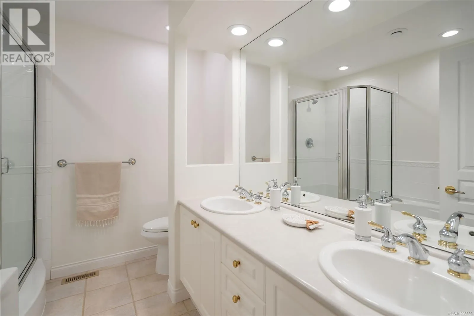 1255 Gabriola Dr