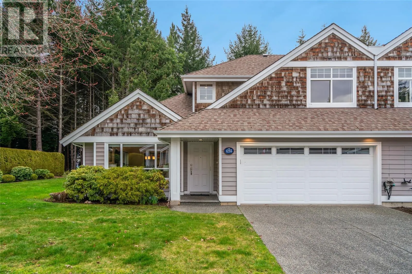 1255 Gabriola Dr