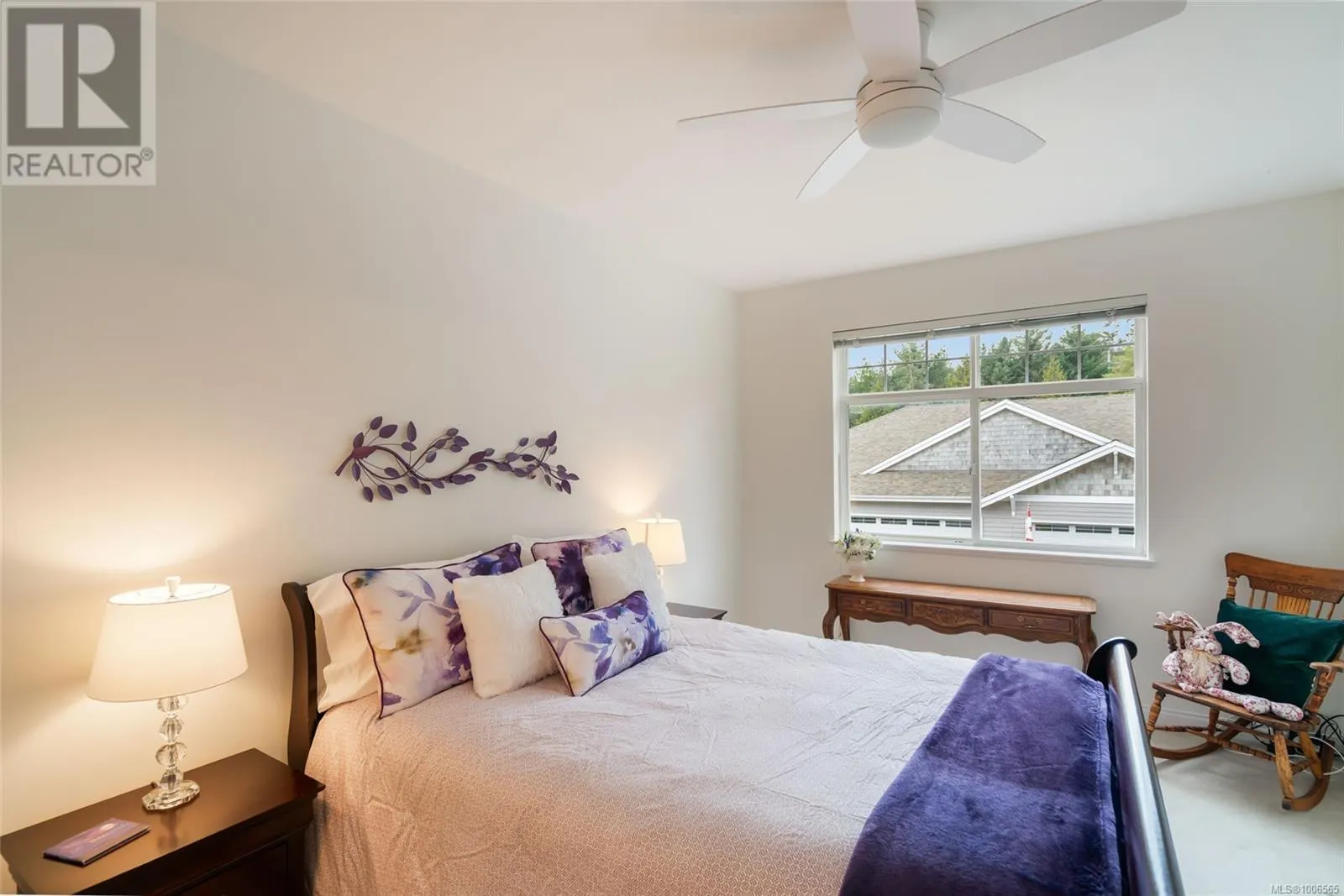 1255 Gabriola Dr