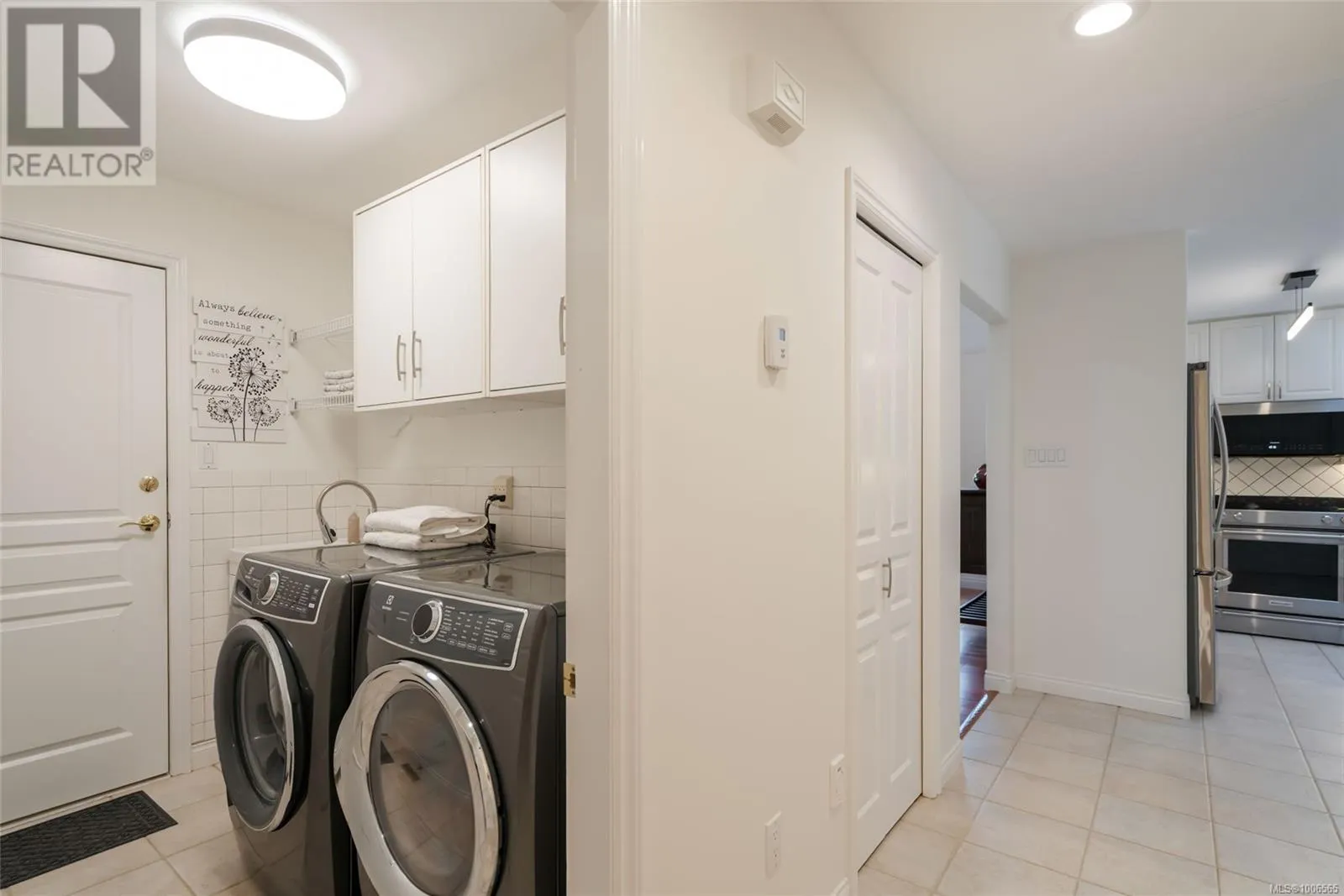 1255 Gabriola Dr