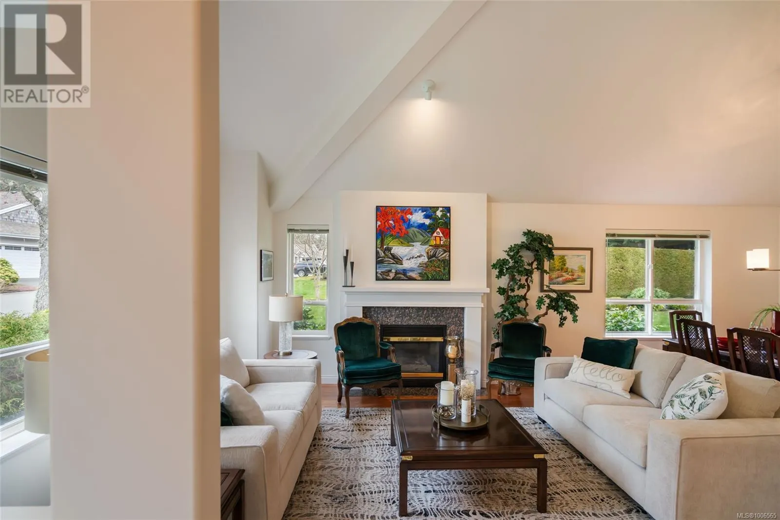 1255 Gabriola Dr