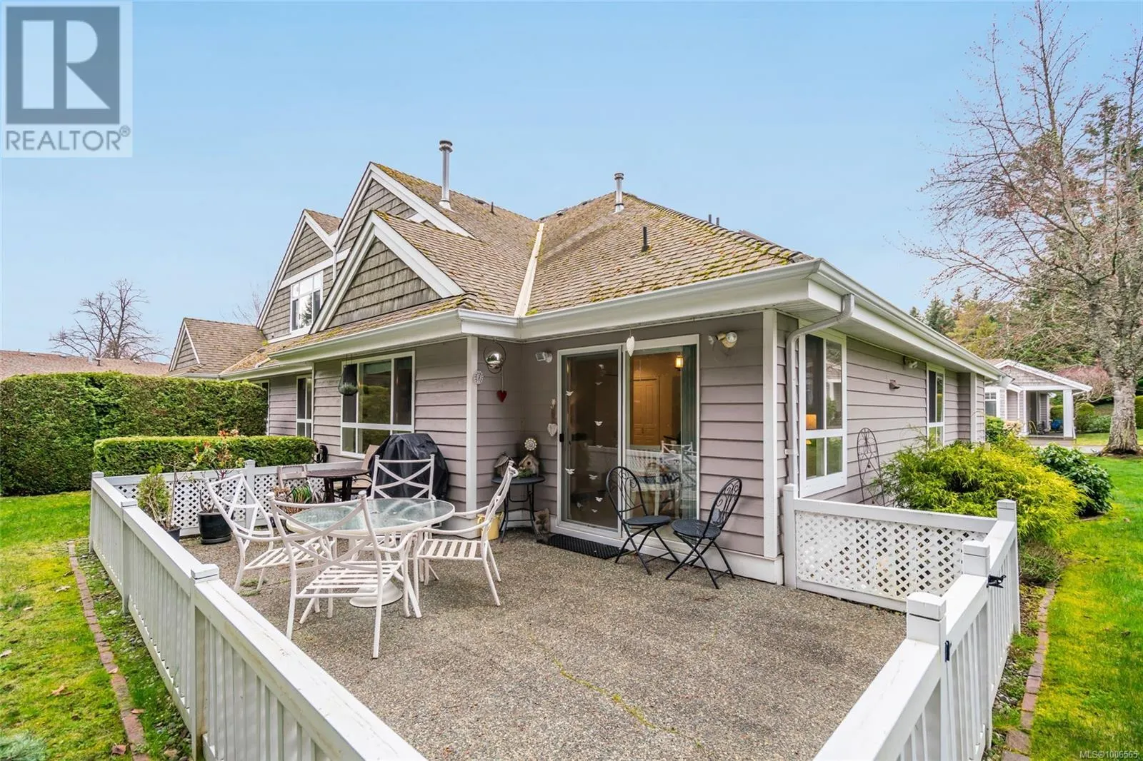 1255 Gabriola Dr