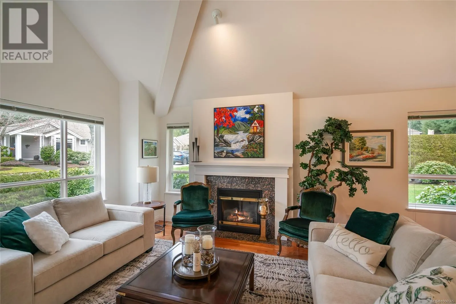 1255 Gabriola Dr
