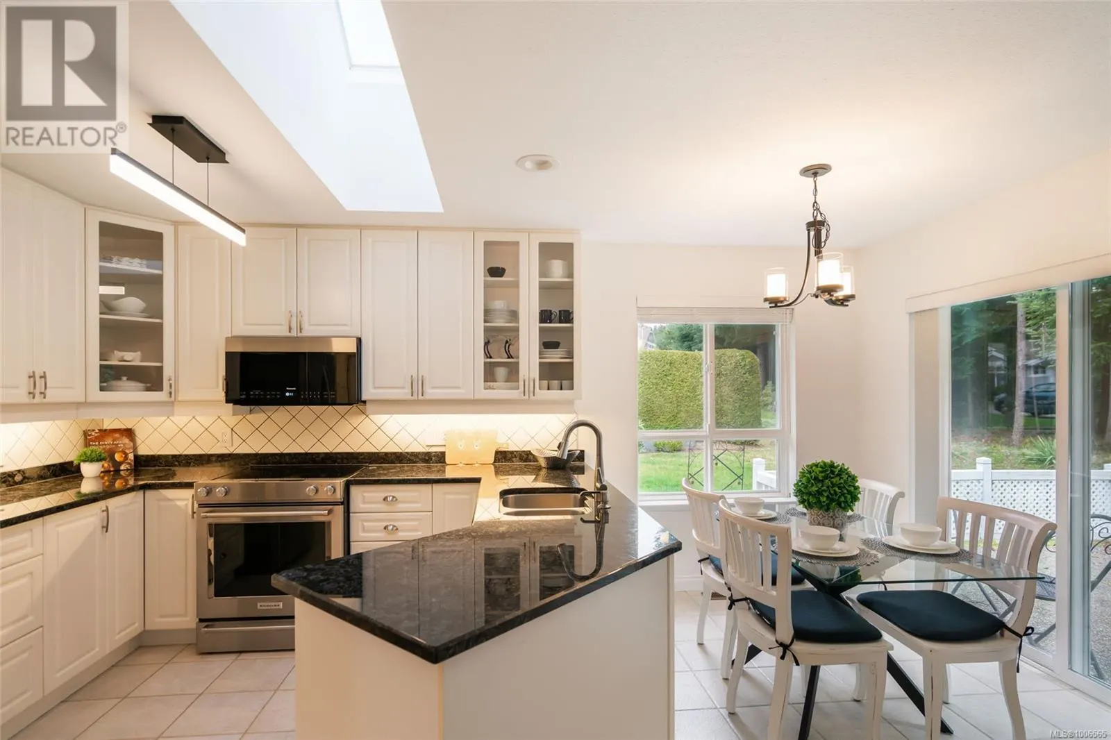 1255 Gabriola Dr