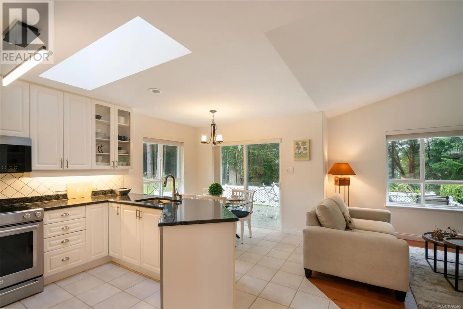 1255 Gabriola Dr
