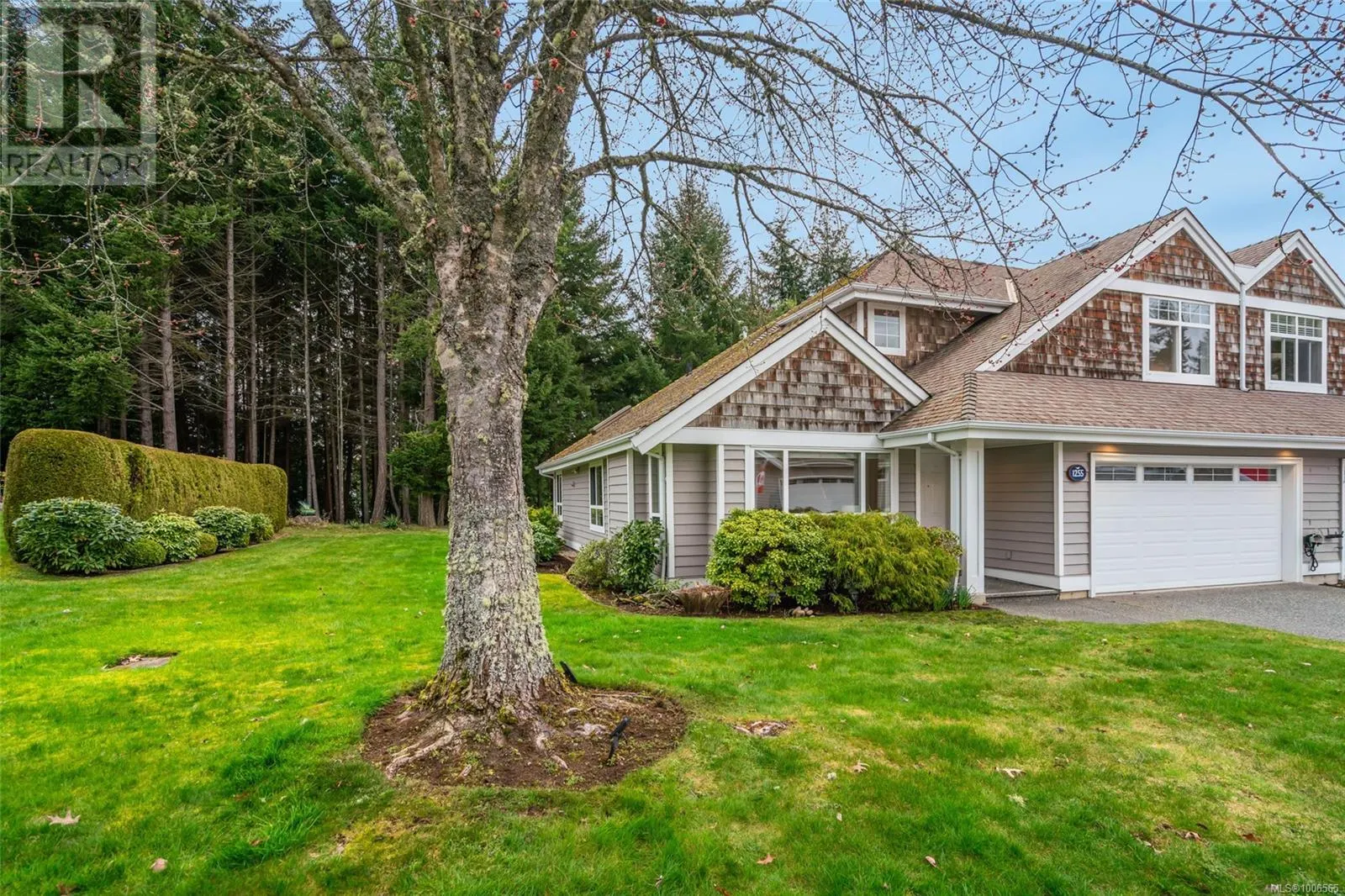 1255 Gabriola Dr