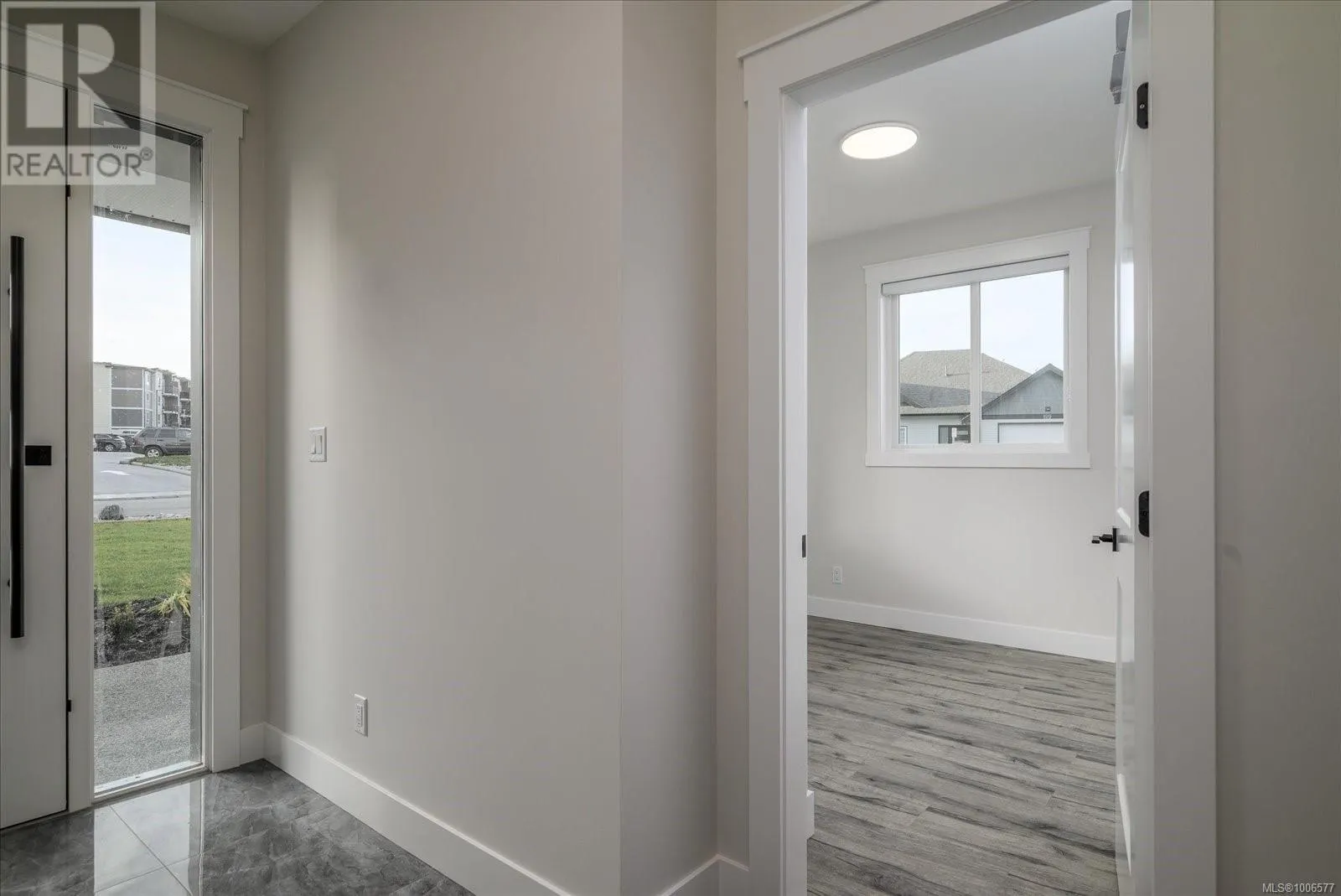 225 Dunbar Way