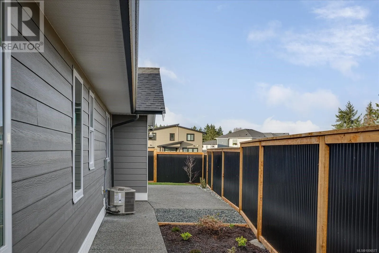 225 Dunbar Way