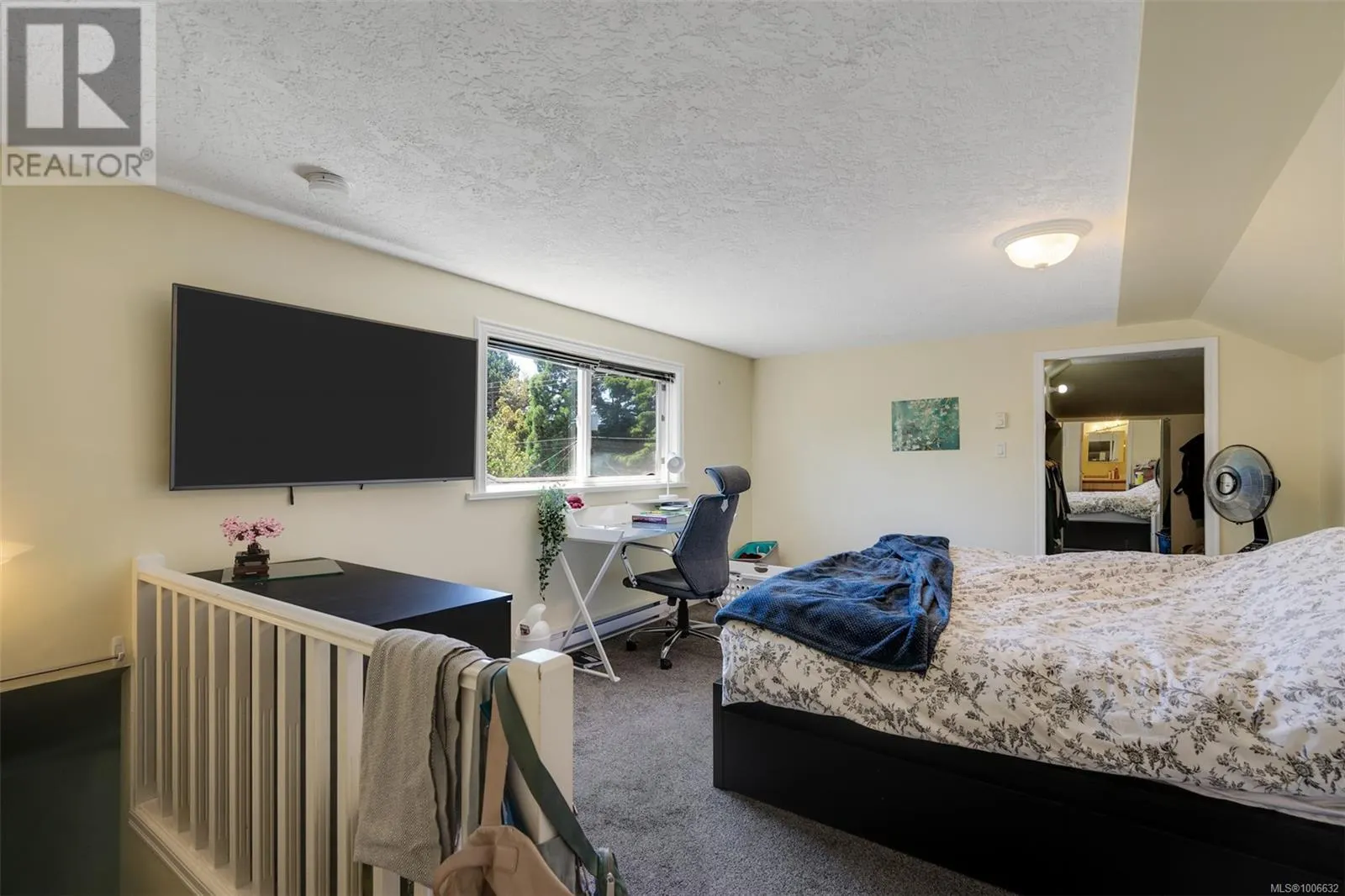 2183 Foul Bay Rd
