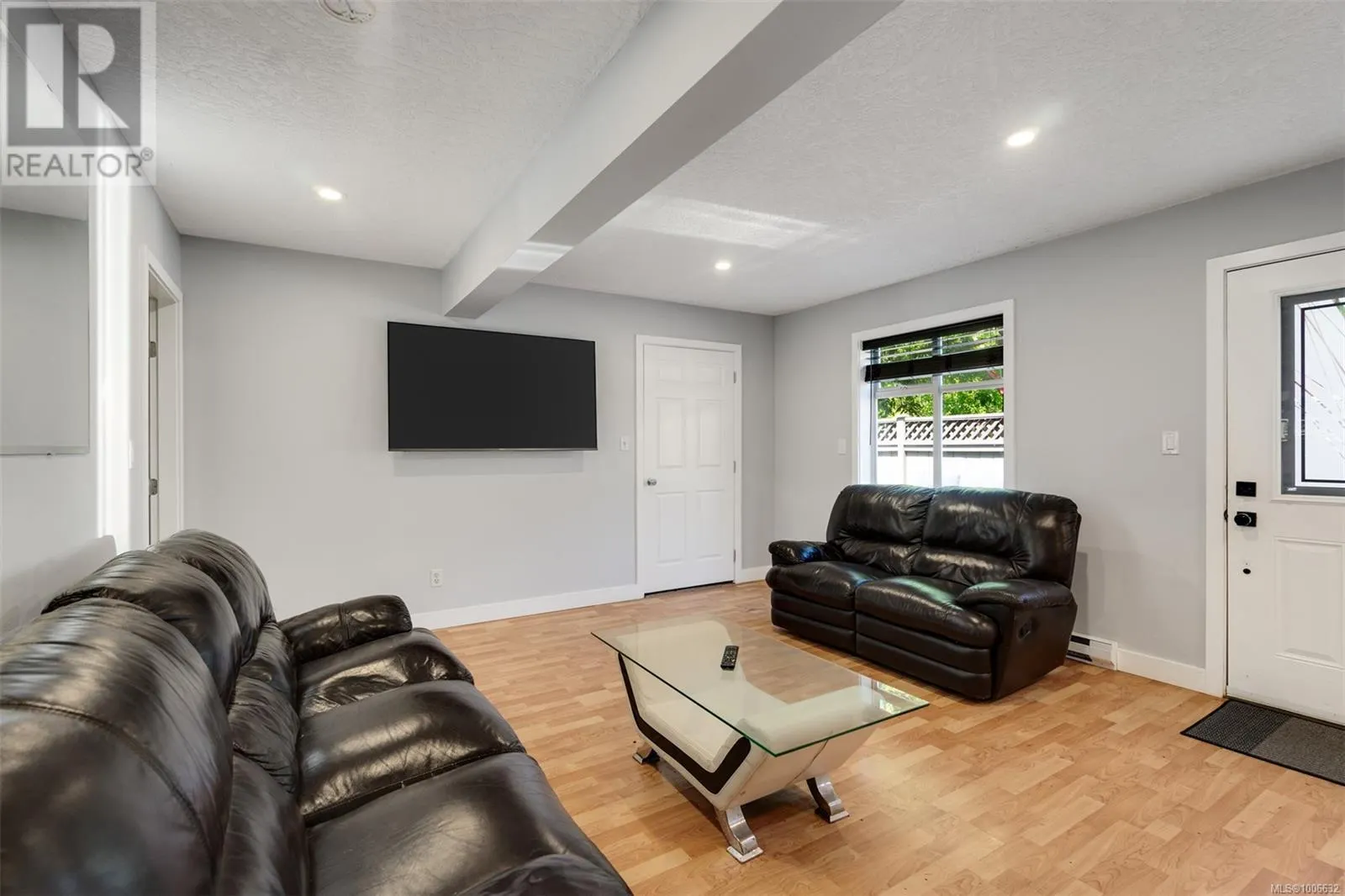 2183 Foul Bay Rd