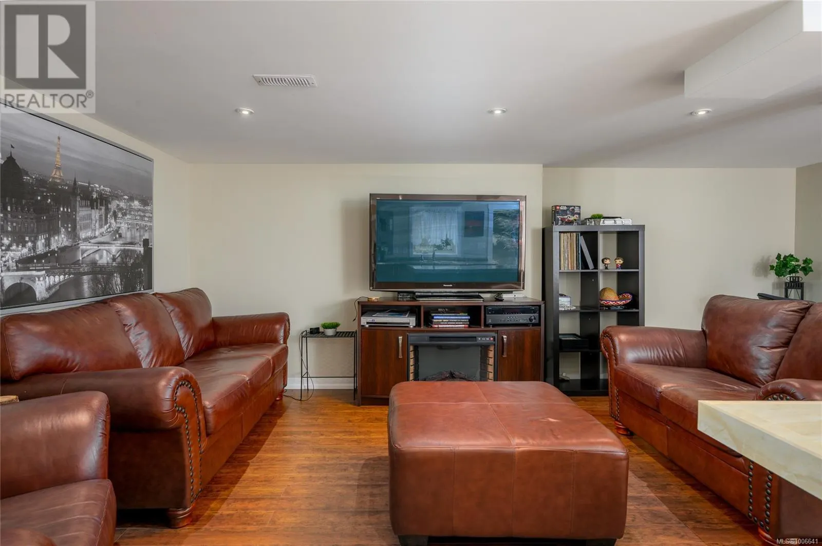 2356 Bonnington Dr