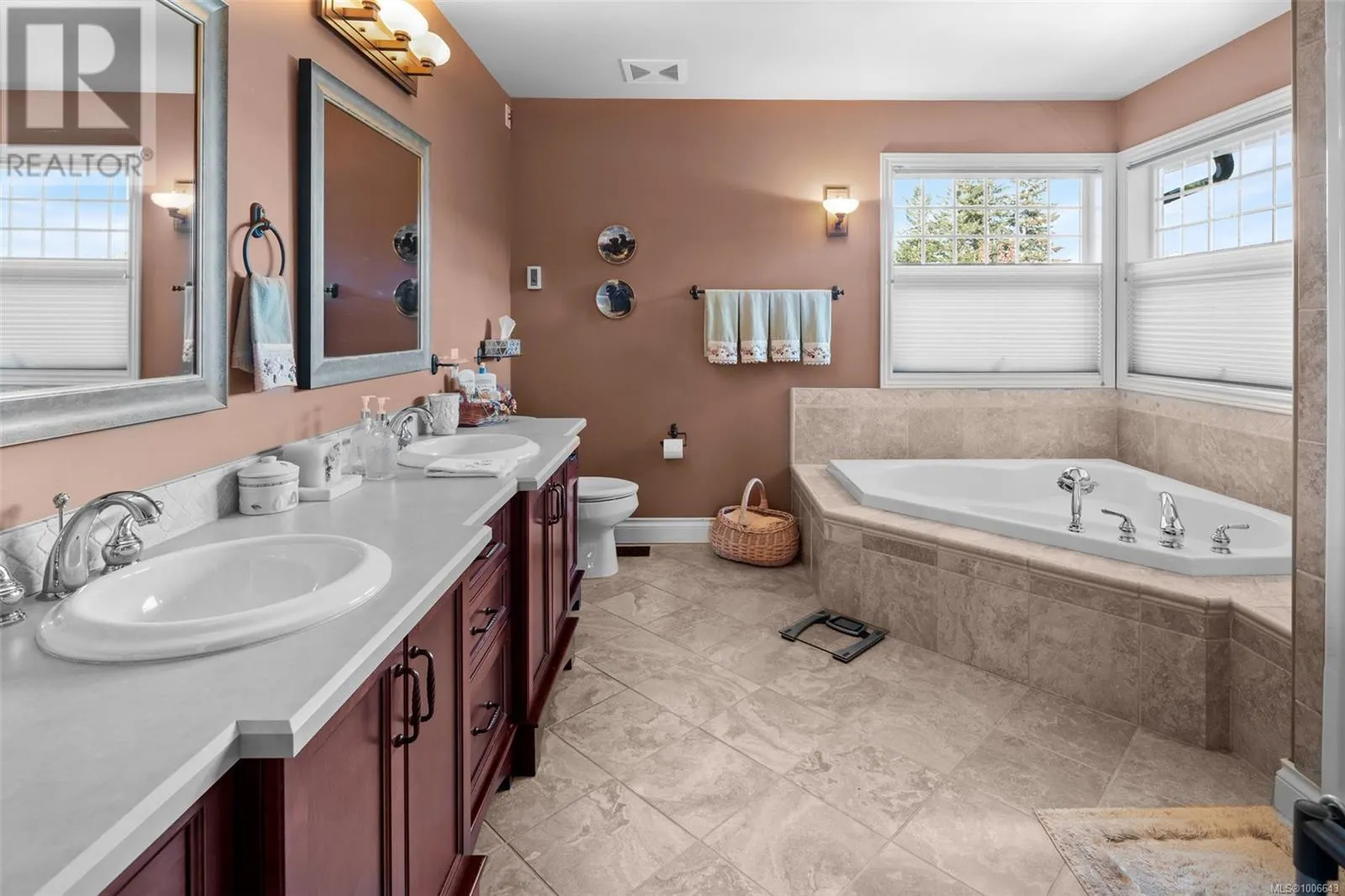3564 Promenade Cres