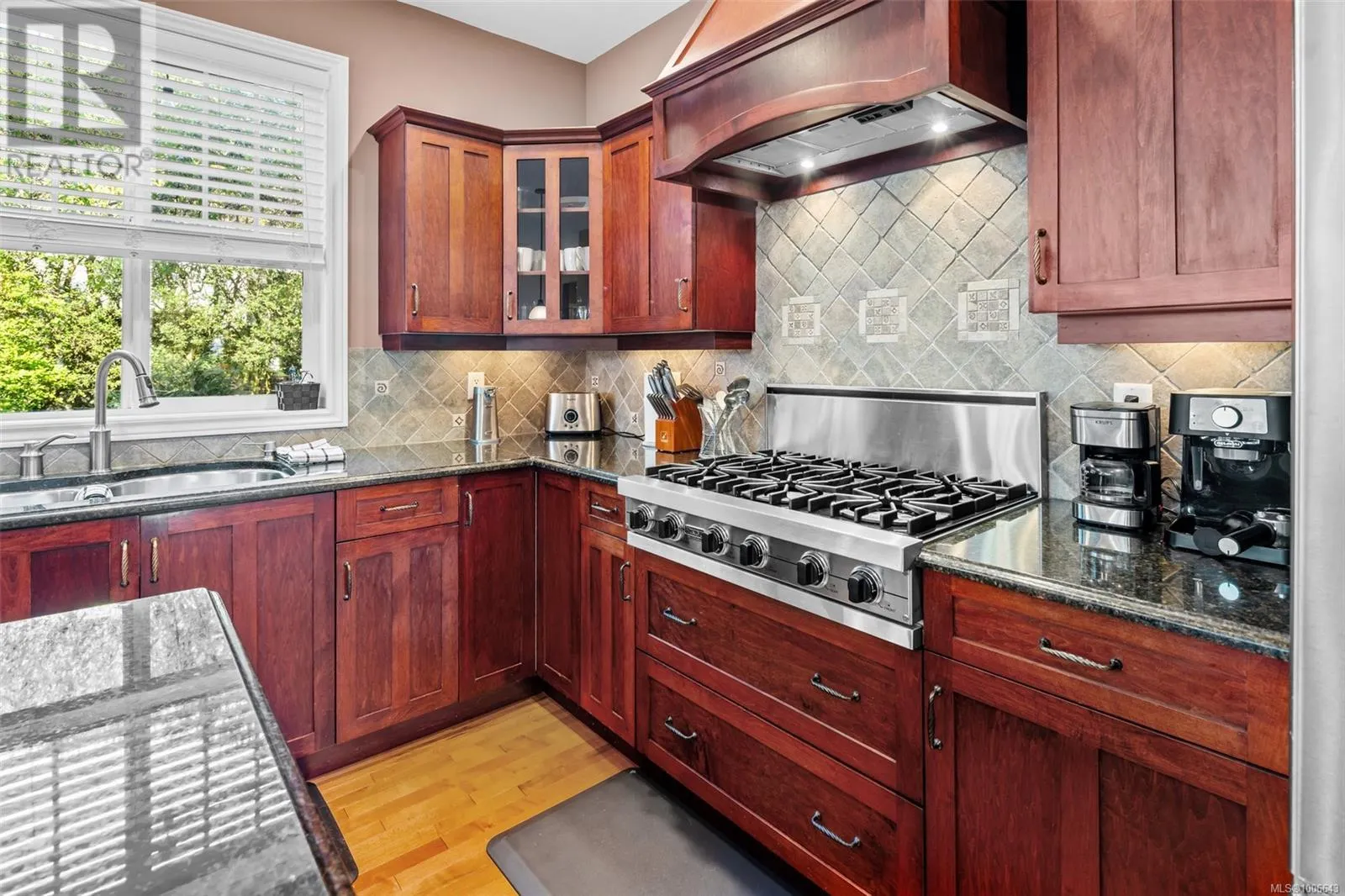 3564 Promenade Cres