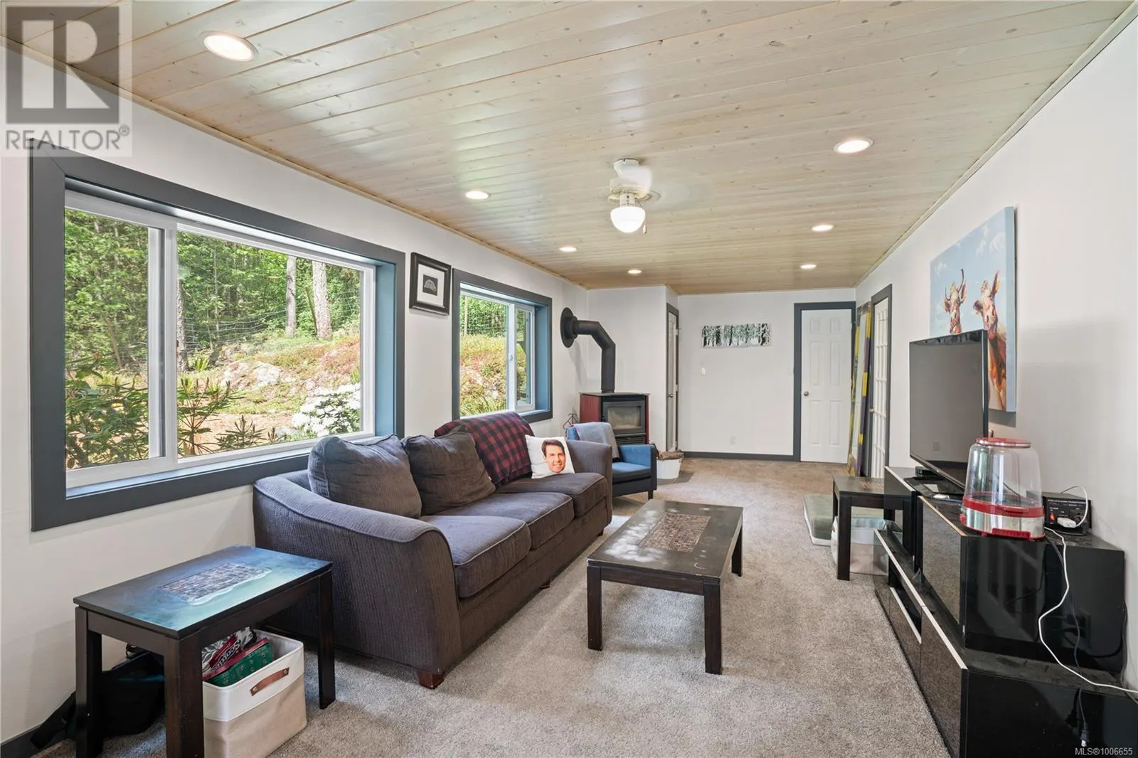 2455 Renfrew Rd
