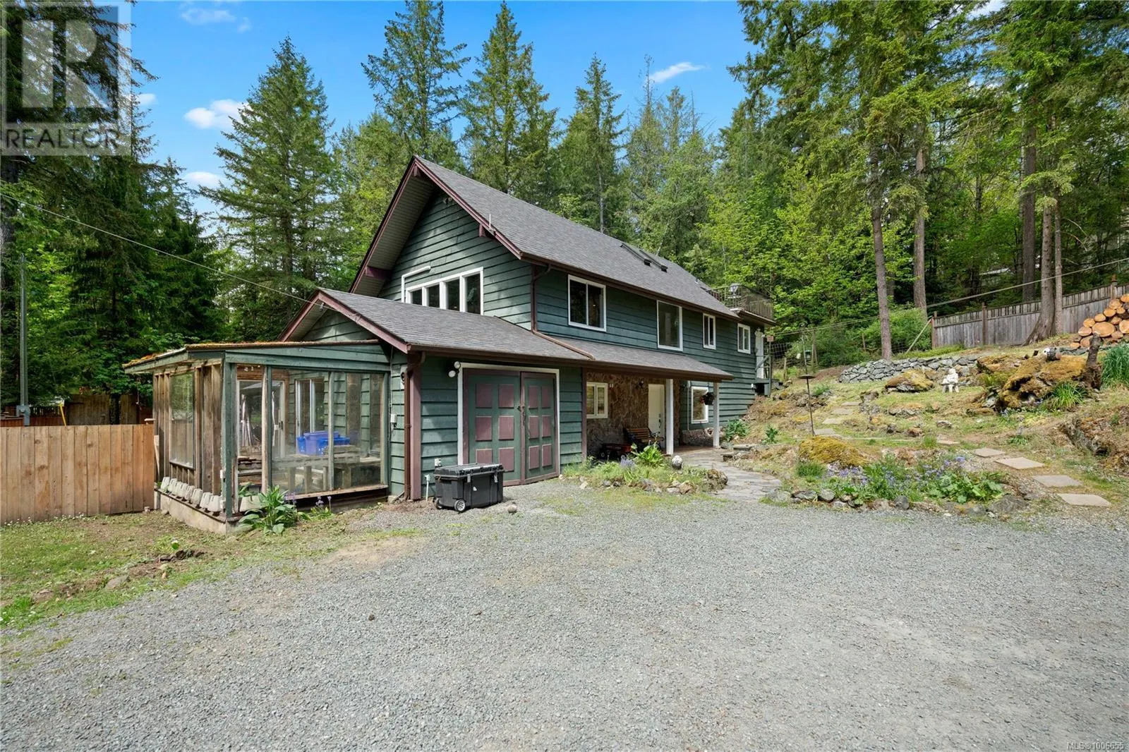 2455 Renfrew Rd