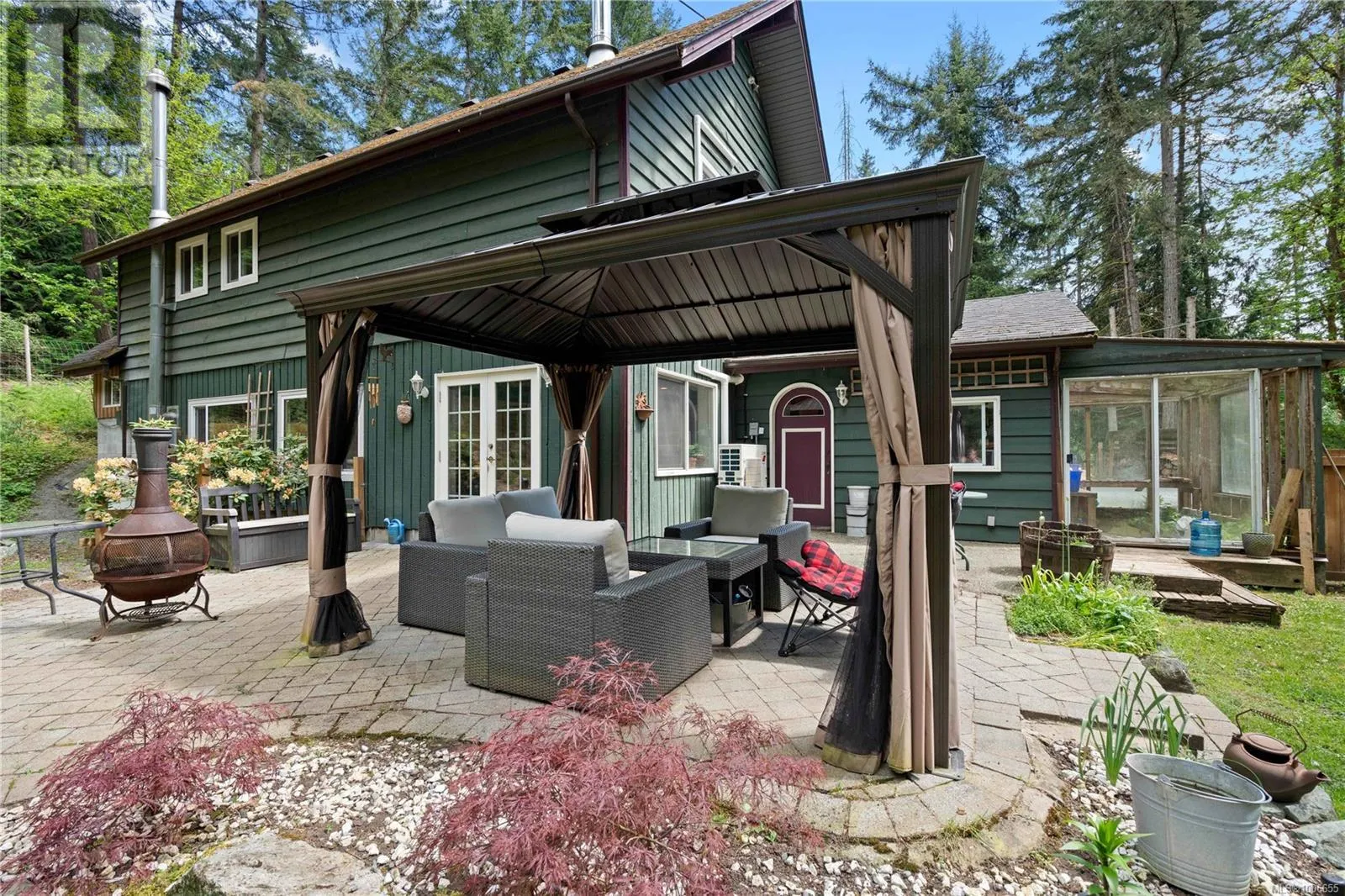 2455 Renfrew Rd